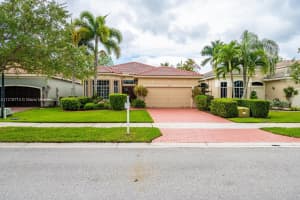 19324 SW 66th St, Fort Lauderdale, FL 33332, Sold 07/27/22