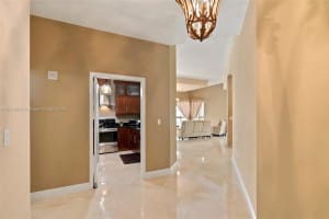 7285 SW 90th St UNIT D719, Miami, FL 33156, Sold 09/27/22