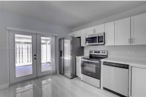 7674 W 34th Ln Unit 103-8, Hialeah, FL 33018, Sold 07/27/22