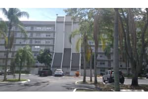 3100 W Rolling Hills Cir APT 402, Davie, FL 33328, Sold 07/14/22
