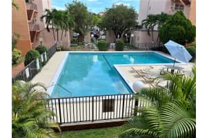 1950 W 54th St APT 112, Hialeah, FL 33012, Sold 07/29/22