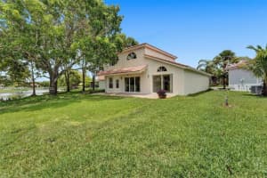 191 Alhambra Way, Weston, FL 33326, Sold 07/21/22