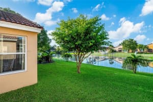 19244 SW 4th St, Pembroke Pines, FL 33029, Sold 08/15/22