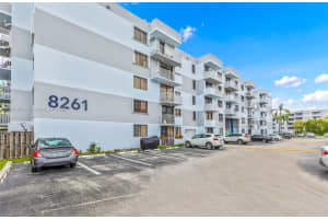 8261 NW 8th St APT 330, Miami, FL 33126, Sold 07/12/22