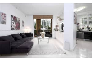 3001 NE 185th St APT 117, Aventura, FL 33180, Sold 07/15/22