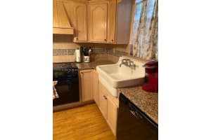 13707 Kendale Lakes Cir #207, Miami, FL 33183, Sold 08/22/22