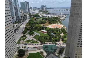 325 S Biscayne Blvd #3424, Miami, FL 33131, Sold 10/07/22