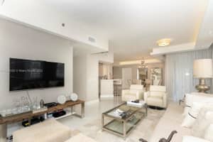 3175 NE 184th St APT 3104, Aventura, FL 33160, Sold 07/15/22