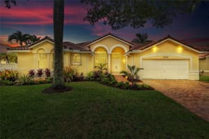 16366 NW 13th St, Pembroke Pines, FL 33028, Sold 08/31/22