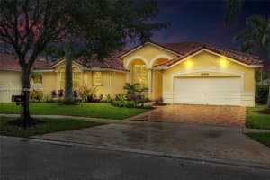 16366 NW 13th St, Pembroke Pines, FL 33028, Sold 08/31/22