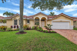 16366 NW 13th St, Pembroke Pines, FL 33028, Sold 08/31/22