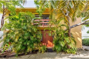 25 N Blackwater Ln, Key Largo, FL 33037, Sold 08/04/22