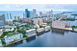 Bay Country Club, 17720 N Bay Rd #10d, Sunny Isles Beach, FL 33160, Sold 08/12/22