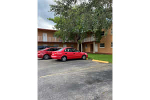 1245 W 24th St APT 223, Hialeah, FL 33010, Sold 07/15/22