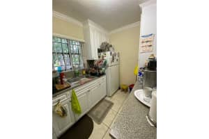 1245 W 24th St APT 223, Hialeah, FL 33010, Sold 07/15/22