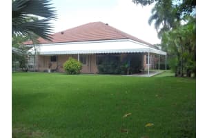 146 S Hampton Dr, Jupiter, FL 33458, Sold 10/07/22
