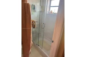440 E 23rd St APT 1513, Hialeah, FL 33013, Sold 09/26/22