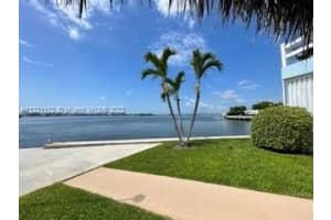 2700 NE 135th St APT 8, North Miami, FL 33181, Sold 11/21/22
