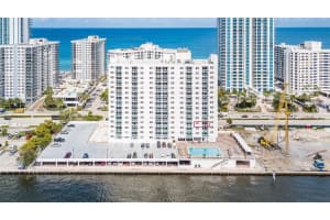 3000 S Ocean Dr APT 312, Hollywood, FL 33019, Sold 08/26/22