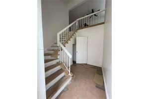 5617 NW 21st St 8 e, Lauderhill, FL 33313, Sold 09/12/22