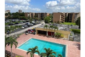 9240 Fontainebleau Blvd, Miami, FL 33172, Sold 10/19/22