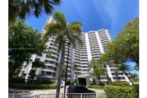 3300 NE 191st St, Aventura, FL 33180, Sold 10/19/22