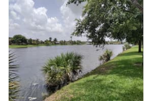 6882 NW 173rd Dr, Hialeah, FL 33015, Sold 12/13/22