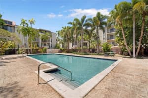 6904 N Kendall Dr APT F102, Pinecrest, FL 33156, Sold 08/05/22