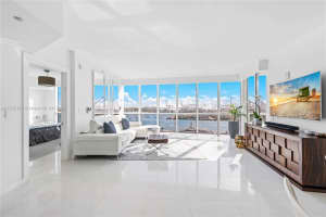 400 Alton Rd, Miami Beach, FL 33139, Sold 05/03/23