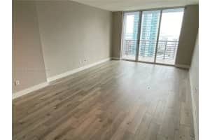 325 S Biscayne Blvd #3415, Miami, FL 33131, Sold 09/23/22