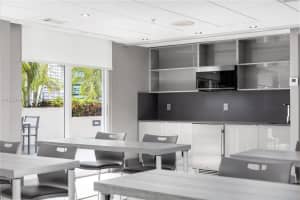 185 SE 14th Terrace, Miami, FL 33131, Sold 09/30/22