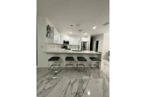 953 NW 104 Ave, Miami, FL 33172, Sold 07/29/22