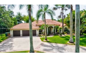 3553 Crystal Ln, Davie, FL 33330, Sold 08/31/22