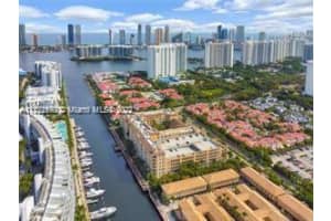3001 NE 185th St APT 525, Aventura, FL 33180, Sold 09/23/22