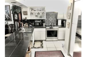 6450 Collins Ave, Miami, FL 33141, Sold 11/18/22
