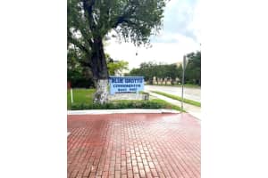 9440 Fontainebleau Blvd APT 112, Miami, FL 33172, Sold 07/08/22