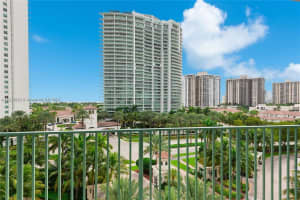 19900 E Country Club Dr APT 805, Aventura, FL 33180, Sold 09/22/22