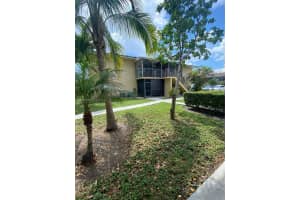 15609 SW 73rd Cir Terrace APT 81, Miami, FL 33193, Sold 08/01/22
