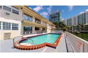 7920 East Dr APT 4, North Bay Village, FL 33141, Sold 07/28/22