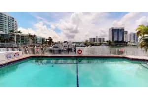 7920 East Dr APT 4, North Bay Village, FL 33141, Sold 07/28/22