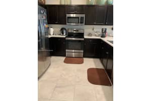 9239 W 33rd Ln, Hialeah, FL 33018, Sold 11/17/22