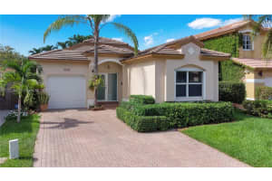 9935 NW 26th St, Doral, FL 33172, Sold 07/26/22