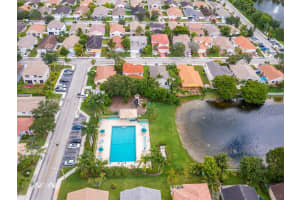 16356 NW 24th St, Pembroke Pines, FL 33028, Sold 07/21/22