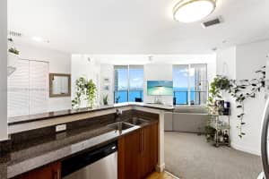 300 S Biscayne Blvd t 1910, Miami, FL 33131, Sold 08/15/22