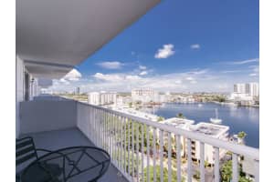 137 Golden Isles Dr, Hallandale Beach, FL 33009, Sold 10/28/22