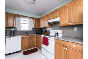 137 Golden Isles Dr, Hallandale Beach, FL 33009, Sold 10/28/22