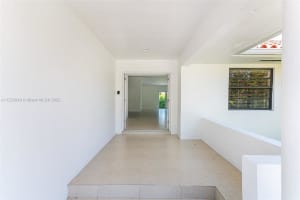 280 191st St, Sunny Isles Beach, FL 33160, Sold 02/28/23