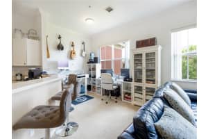 4702 SW 160th Ave APT 334, Miramar, FL 33027, Sold 08/09/22