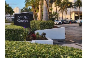3725 S Ocean Dr APT 608, Hollywood, FL 33019, Sold 07/09/22
