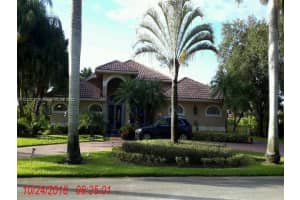 13140 SW 28th Ct, Davie, FL 33330, Sold 04/12/23